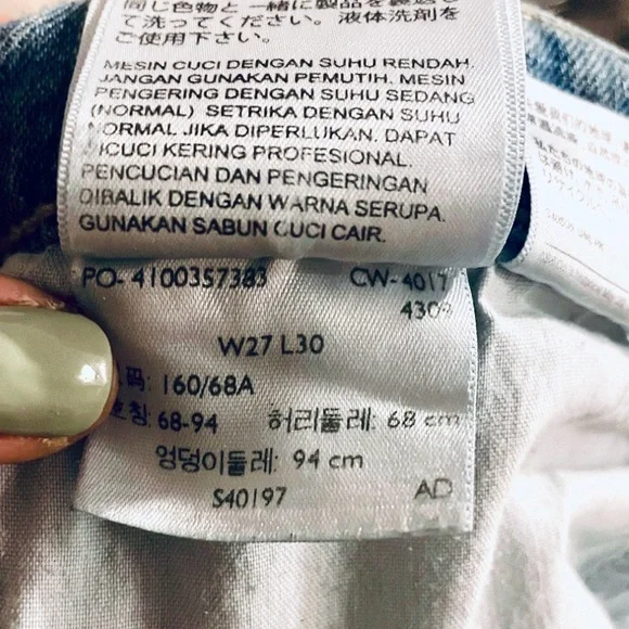 Levi’s 721 High Rise Skinny Jeans - Picture 6 of 11